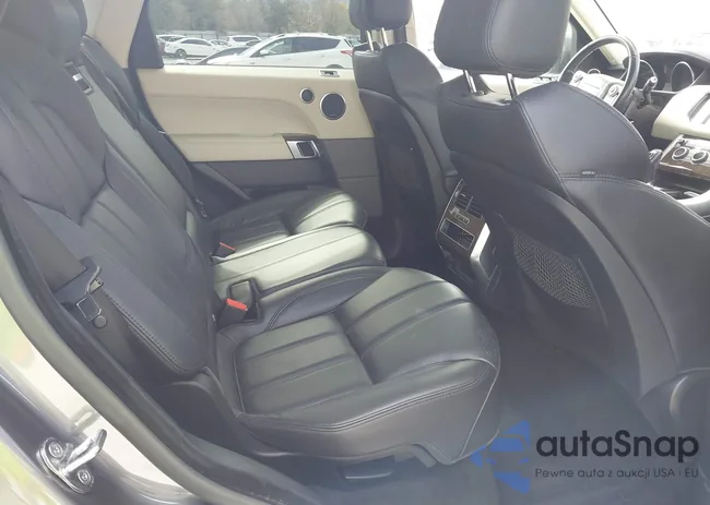 SALWR2VF4GA556933: 41757697