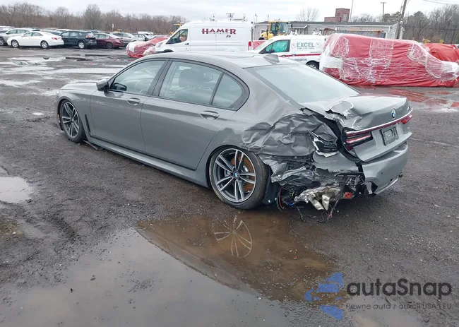 WBA7U2C04LGM27104: 41757796