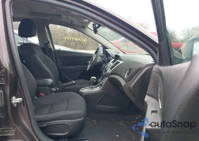 1G1PC5SB3F7123897: 41758951