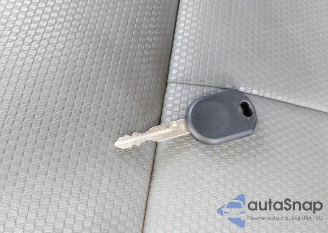 1FT7X2A62DEA09882: 41759945