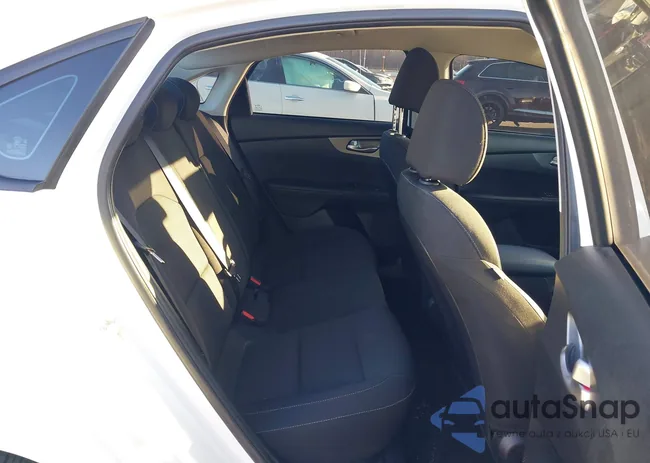 3KPF24AD3ME299901: 41759031