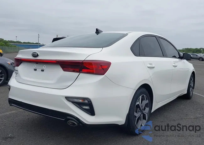 3KPF24AD3ME299901: 41759031