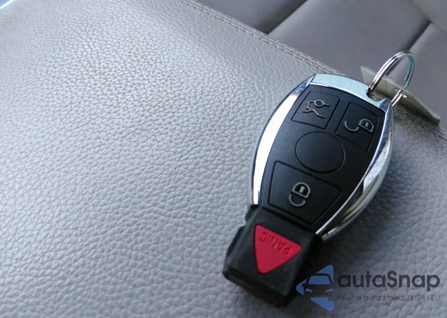 4JGBB86E19A474983: 41759179