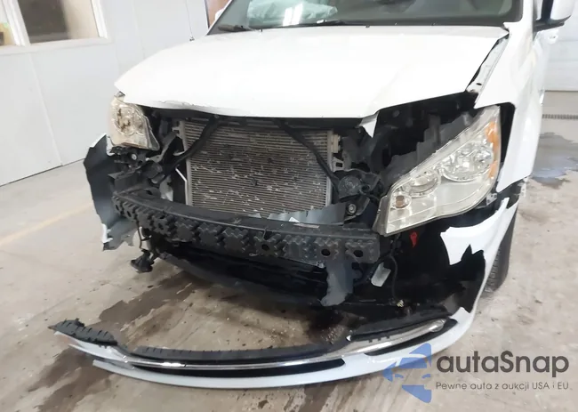 2C4RC1BG9DR815212: 41759233