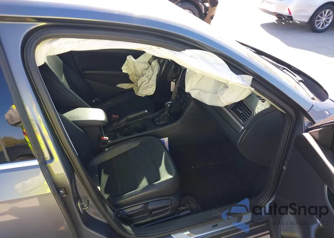 1VWDT7A31HC048317: 41760537