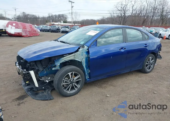 3KPF24AD1PE602579: 41760080