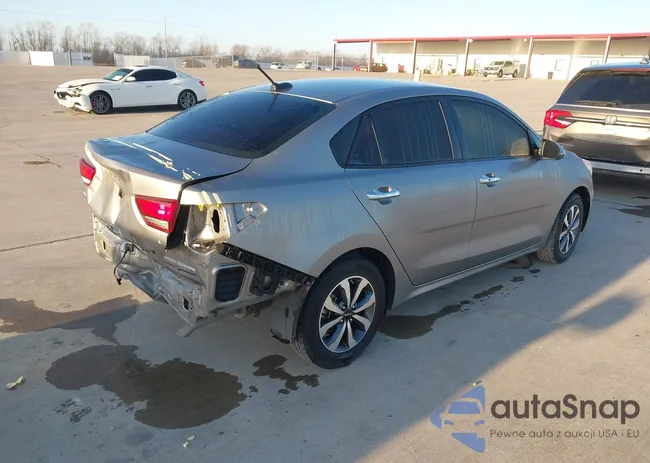 3KPA24AD1PE559033: 41761944