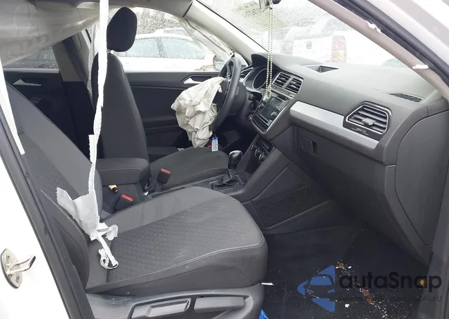 3VV1B7AX6MM077365: 41762764