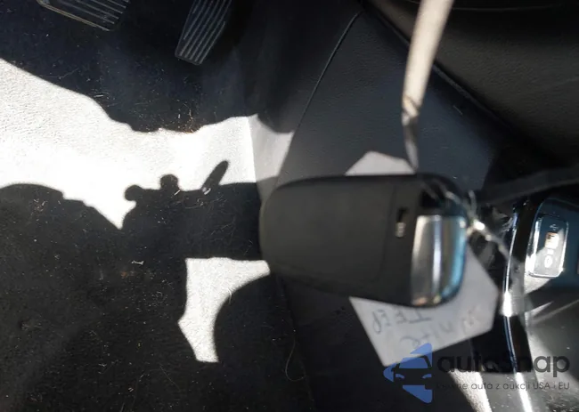 3C4NJCCBXKT675975: 41763665