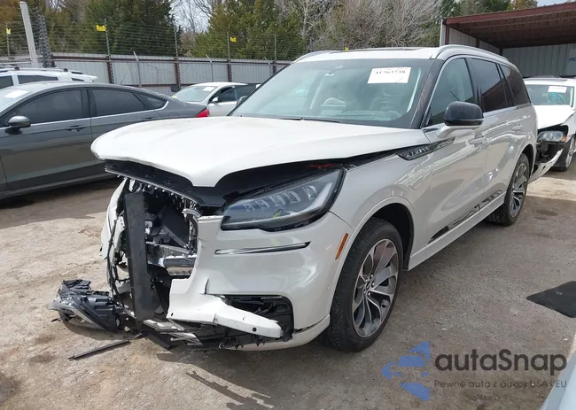 5LMYJ8XY0PNL01898: 41763738