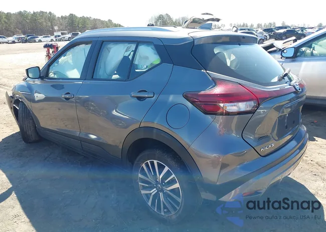 3N1CP5CV2ML500413: 41763154