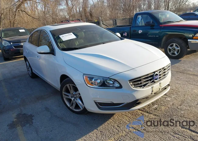 YV140MFKXF1346071: 41763358