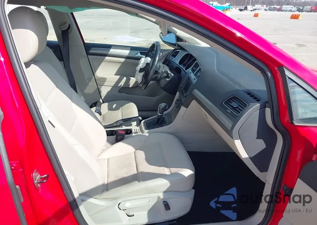 3VWC17AU0HM506857: 41765913