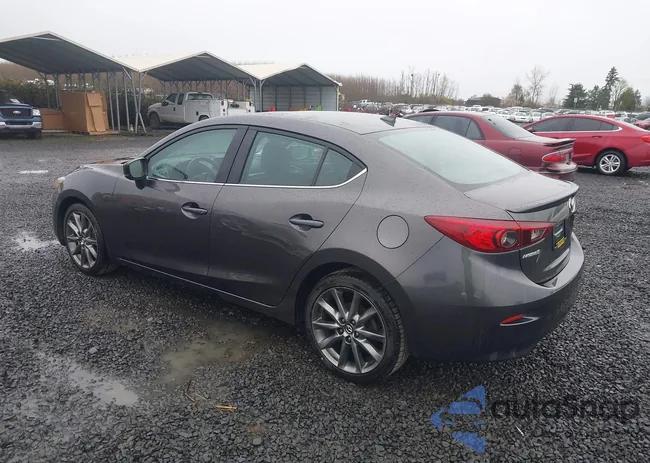 3MZBN1V35JM260571: 41765918