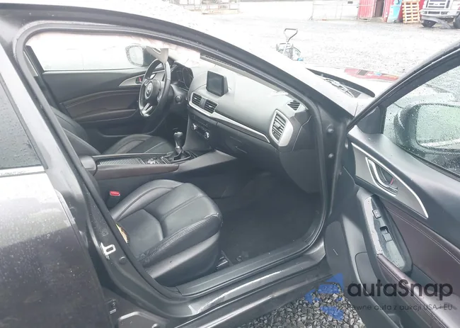 3MZBN1V35JM260571: 41765918