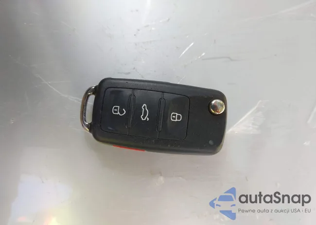 WVGBV7AX2FW579797: 41765959