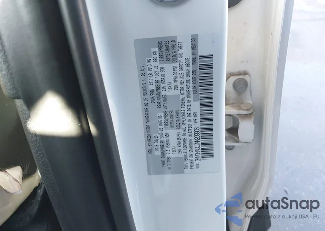 3MVDMACL7MM209903: 41767549