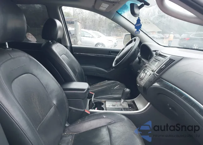 KM8NU4CC0AU120636: 41767902