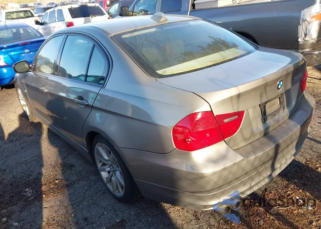 WBAPH7G55ANM53999: 41767973