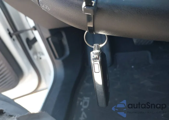 1V2VMPE82PC030464: 41767375