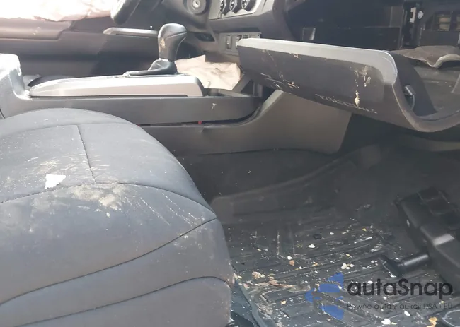 3TMAZ5CN6JM069319: 41768412