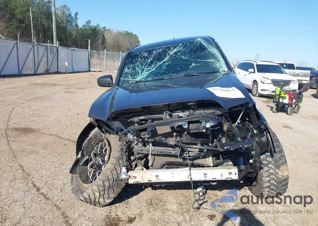 3TMAZ5CN6JM069319: 41768412