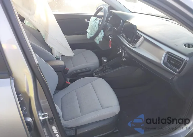 3KPA25AD0ME365479: 41768204