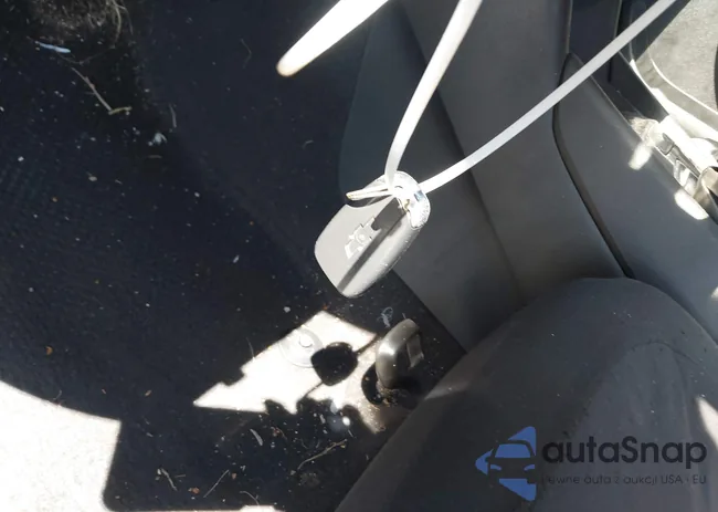 1G1ZB5ST2HF230758: 41768339