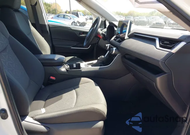 2T3W1RFV4RC265738: 41769036