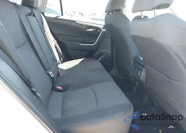 2T3W1RFV4RC265738: 41769036