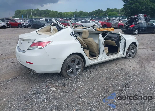 19UUA8F74CA013724: 41770335