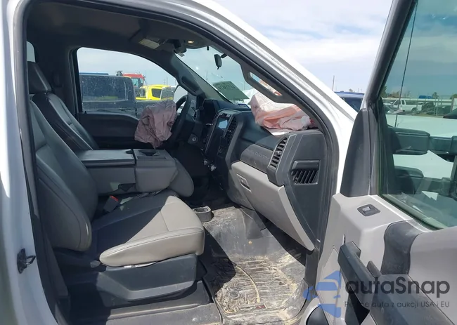 1FT7W2BT5JEB49461: 41773619