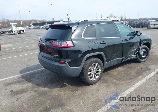 1C4PJMLB5KD181463: 41773687