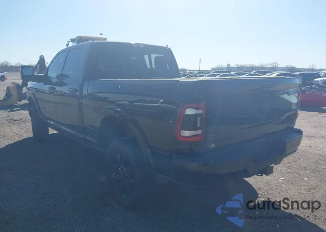 3C6UR5SL4RG142587: 41773797