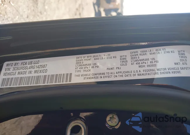 3C6UR5SL4RG142587: 41773797