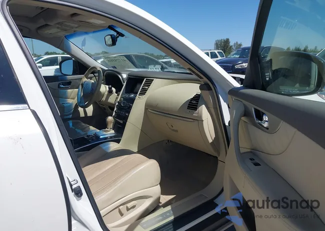 JN8CS1MU4HM142385: 41774588