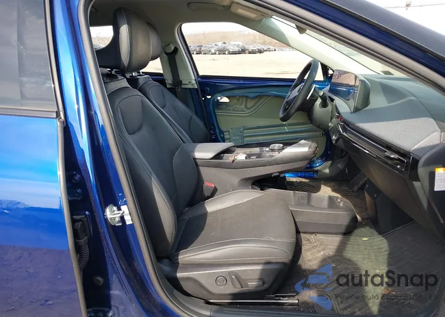 KNDC3DLCXN5068642: 41774075