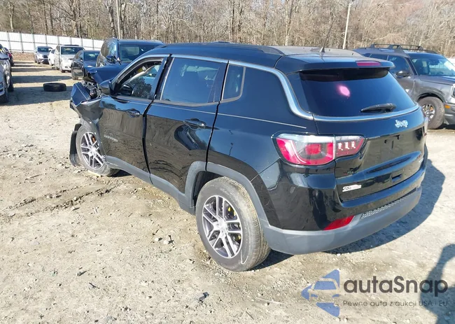 3C4NJCBB3KT637327: 41775665