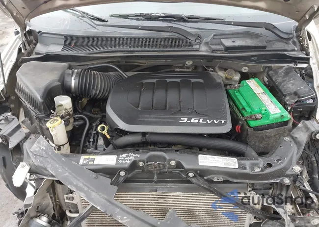 2C4RC1BG5FR753553: 41775372