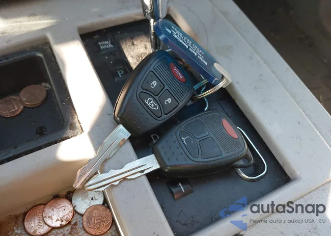 1J8GP28K08W103562: 41776355