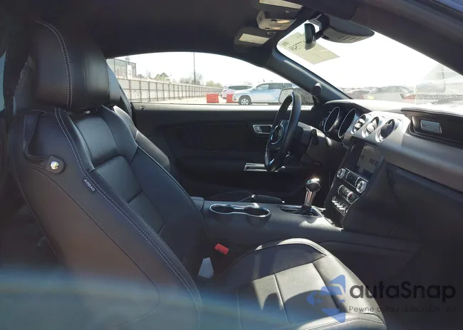 1FA6P8TH8N5140335: 41777549