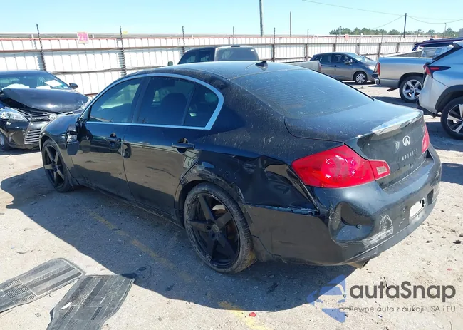 JN1CV6AP9DM306774: 41777596