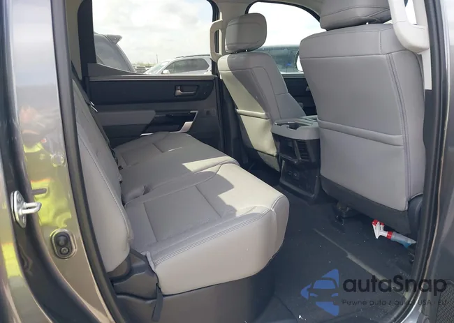 5TFJA5AB7RX040367: 41777332