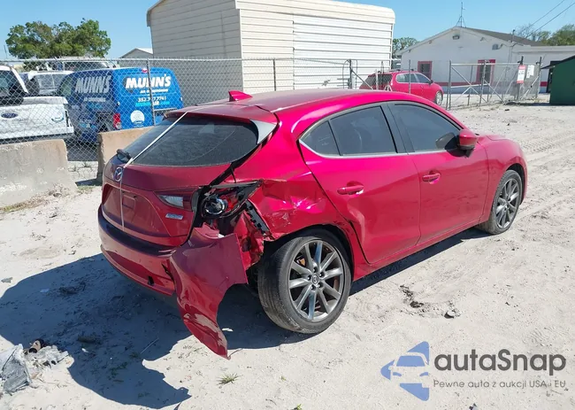 3MZBN1L33JM218242: 41779527