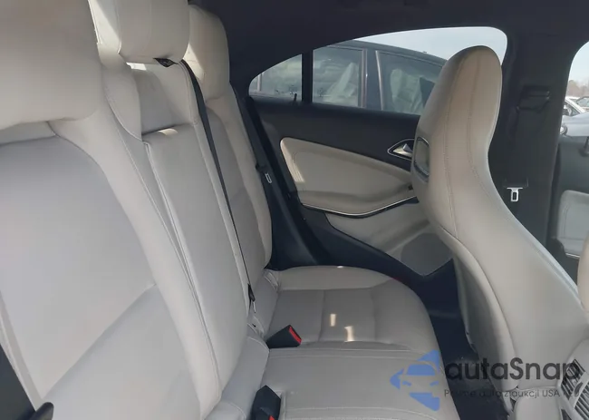 WDDSJ4EB4EN085268: 41779219