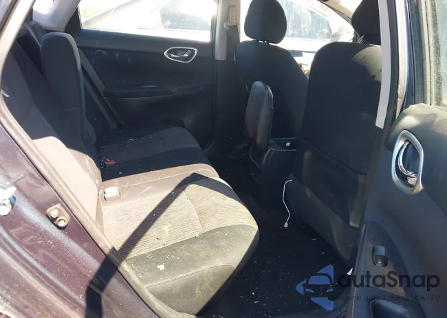 3N1AB7AP5EY312754: 41780917