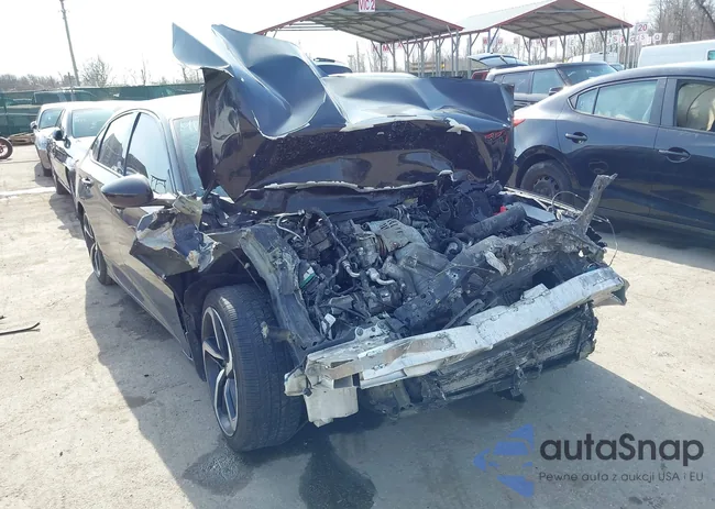 1HGCV2F34JA047296: 41780033