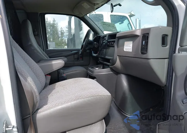 1GTGG25V571193003: 41782498