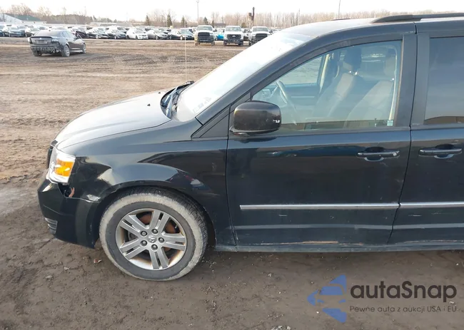 2D4RN6DXXAR440031: 41783750