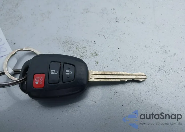 JTMZFREV6JJ181843: 41783952